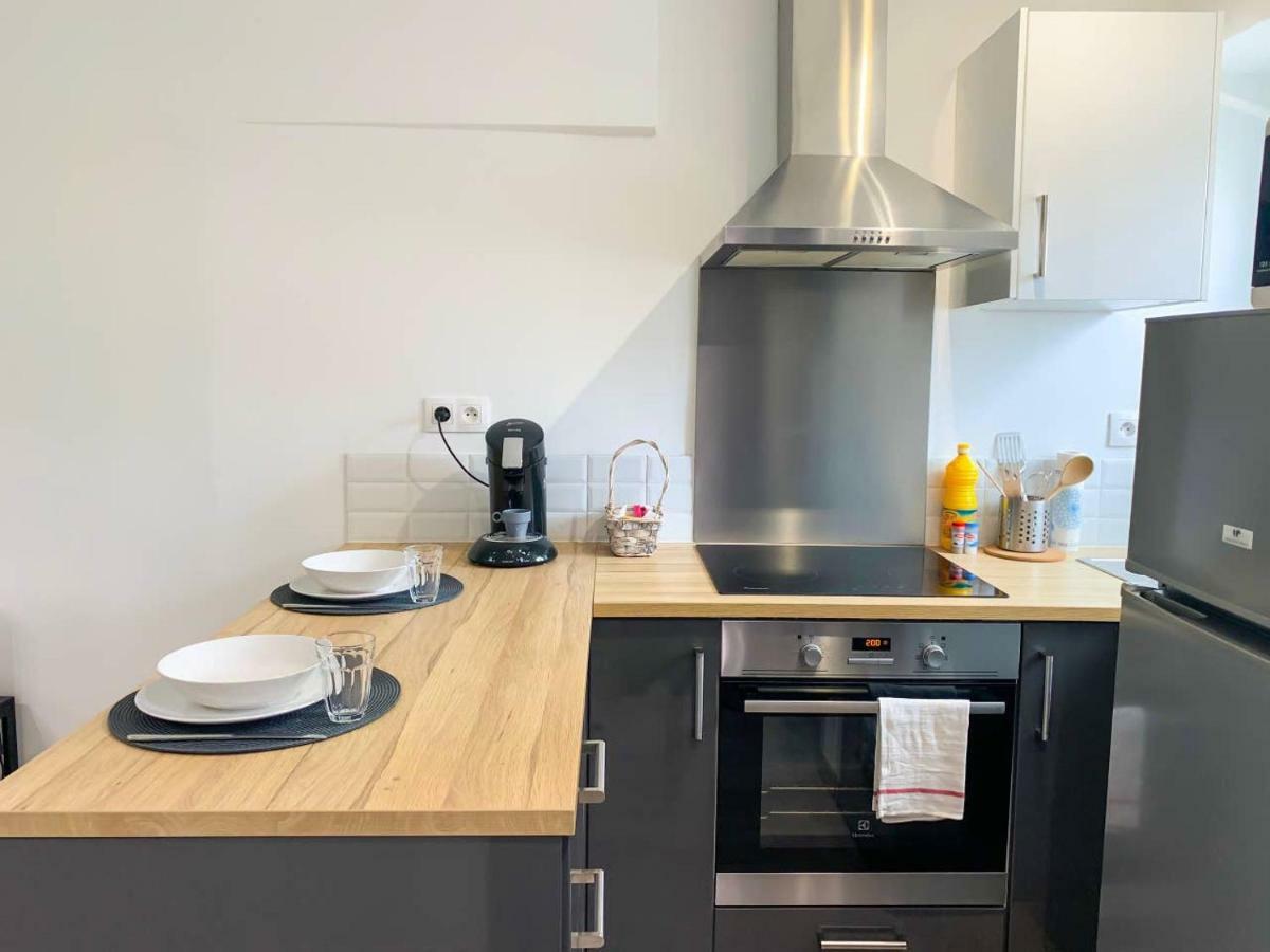 Joli Avec Jardin - Gare Rer C -proche Paris Apartment *